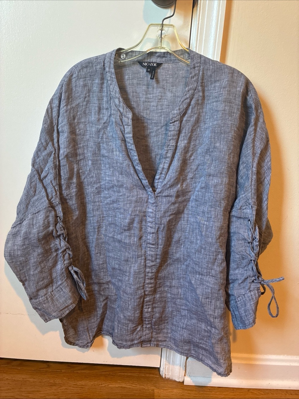 Nic + Zoe linen button front three-quarter sleeves size M